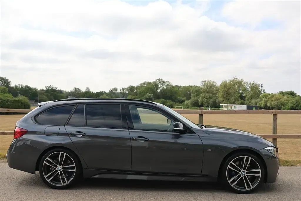 Used BMW 320 M Sport 2019 Grey Estate