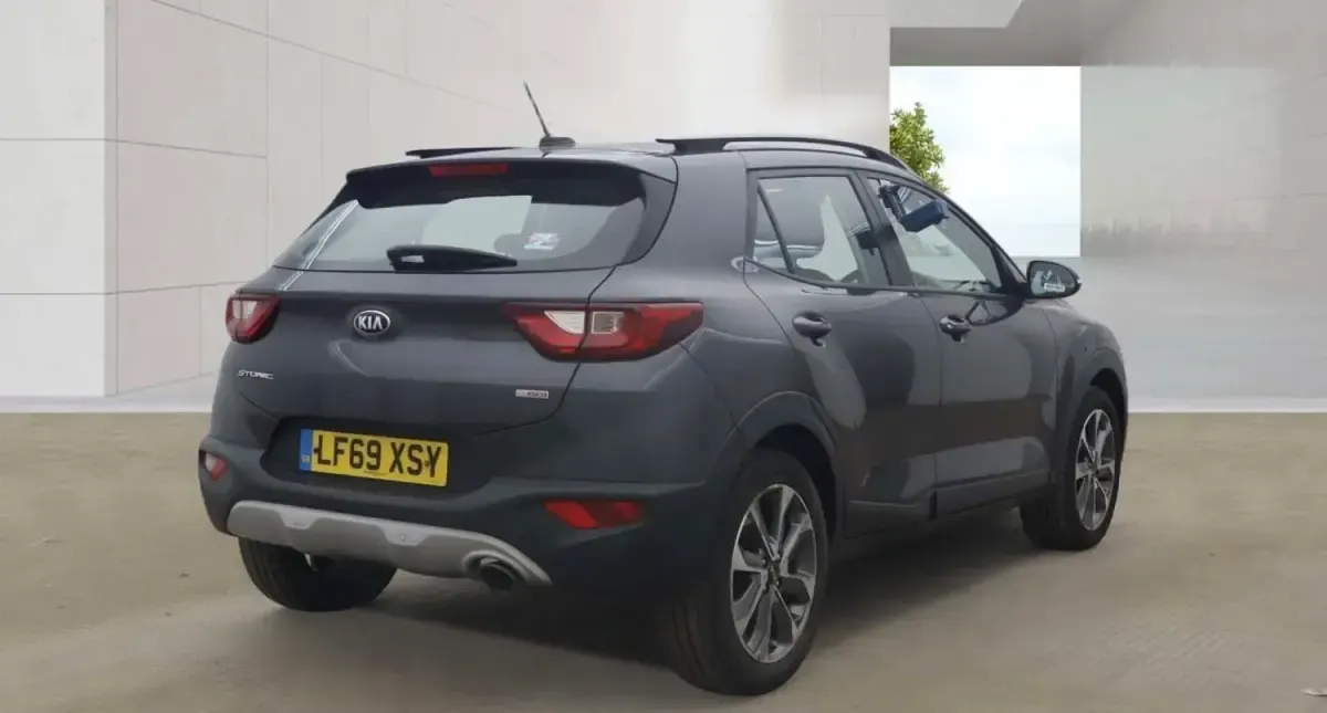 Usado Kia Stonic 2019 Cinzento SUV