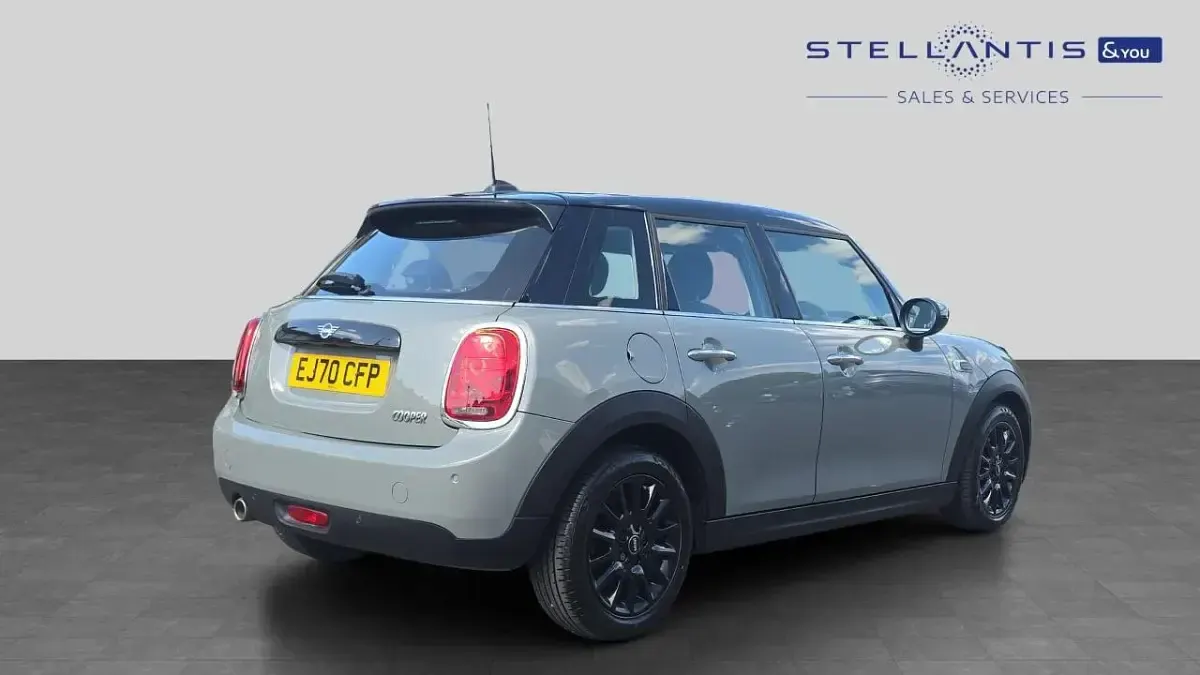 Used Mini Cooper Classic 134 HP (98 kW) 2020 Grey Hatchback