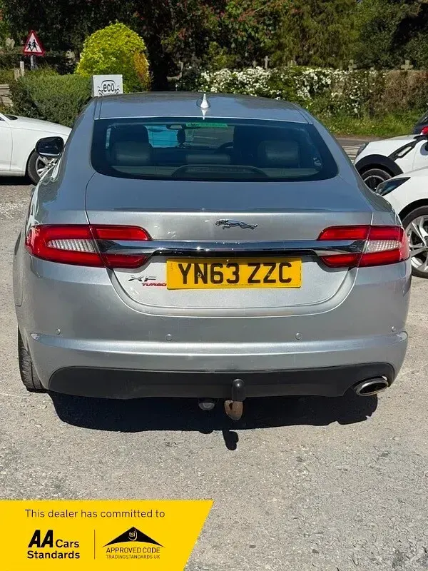 Used Jaguar XF Business Edition 163 HP (119 kW) 2013 Silver Sedan