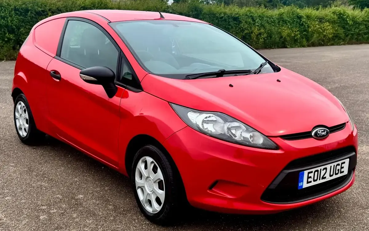 Used Ford Fiesta 2012 Red Van
