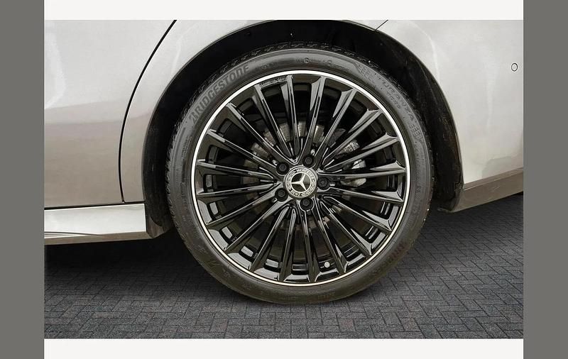 Used Mercedes CLA220 Shooting Brake AMG Line Premium Plus 187 HP (137 kW) 2024 Grey Estate