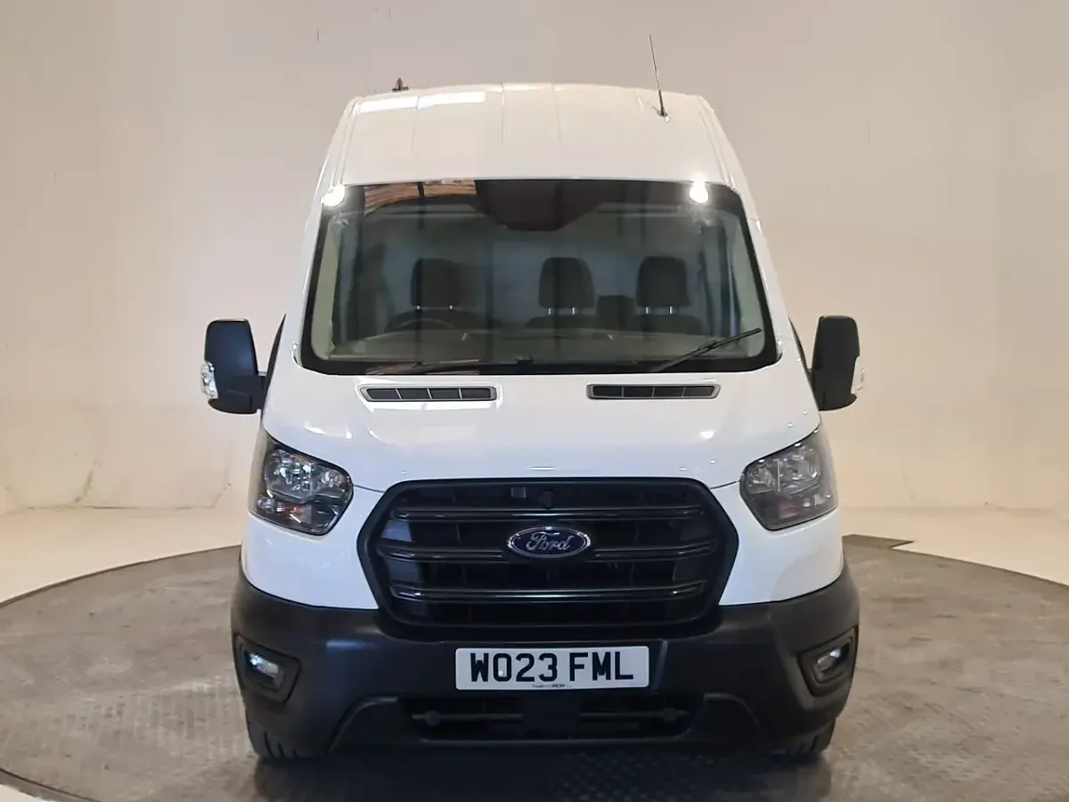 Begagnad Ford Transit 130 HK (95 kW) 2023 Vit