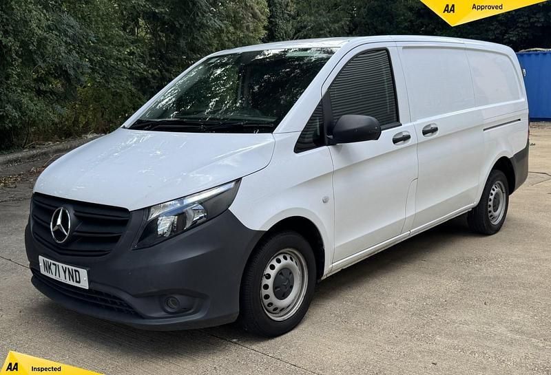White Used 2021 Mercedes Vito Progressive MPV | £12,995 (Fair price) - Image 1/2