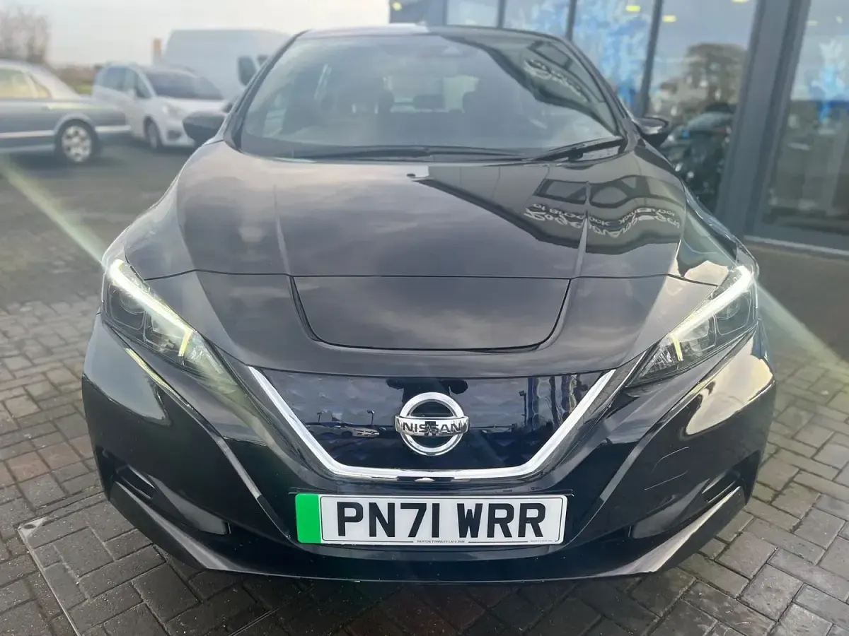 Used Nissan Leaf Acenta 110 kW (150 HP) 2021 Black Hatchback