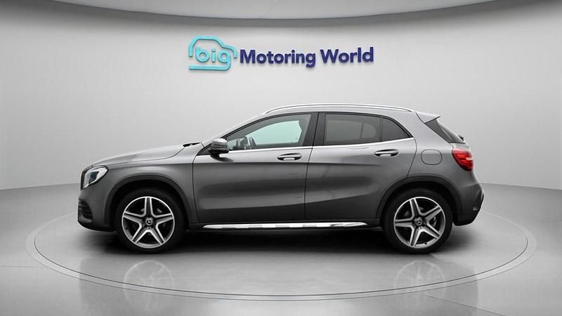 Used Mercedes GLA180 AMG line 122 HP (89 kW) 2020 Grey SUV