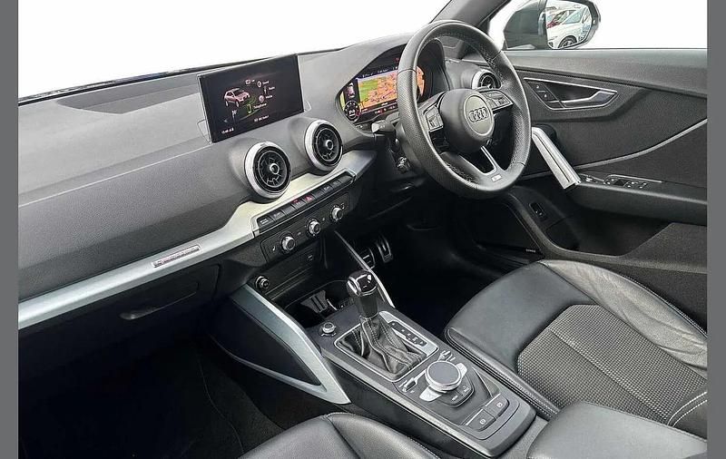 Used Audi Q2 S-Line 190 HP (139 kW) 2022 Grey SUV