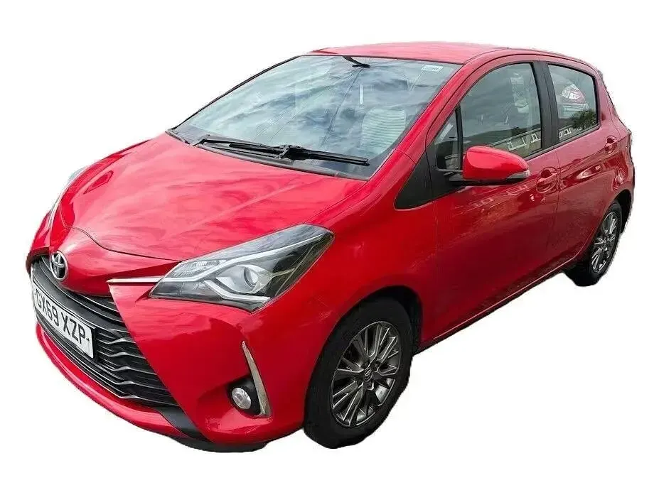 Usado Toyota Yaris 111 HP (81 kW) 2020 Vermelho Citadino