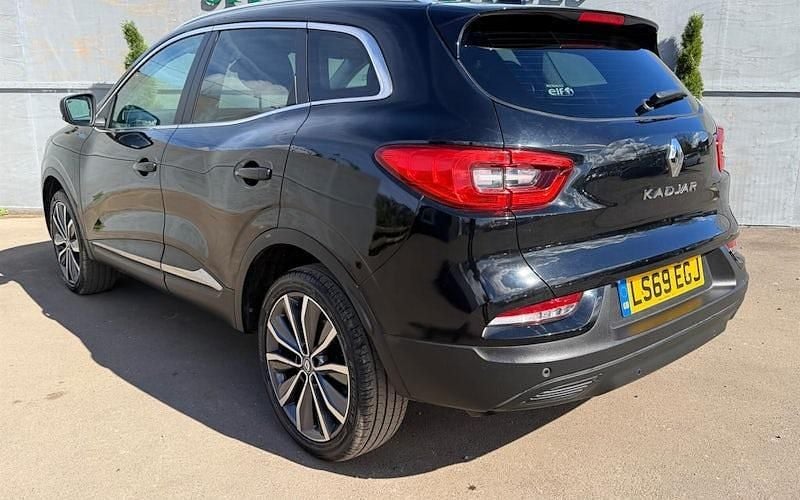 Begagnad Renault Kadjar Iconic 140 HK (102 kW) 2021 SUV
