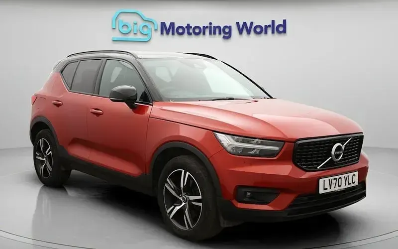 Used Volvo XC40 R-Design 197 HP (144 kW) 2020 SUV