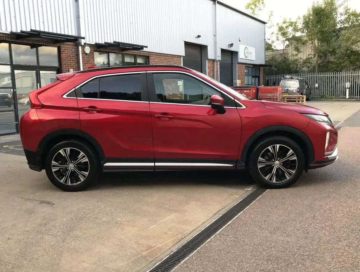 Used Mitsubishi Eclipse Cross Edition 163 HP (119 kW) 2018 Red SUV