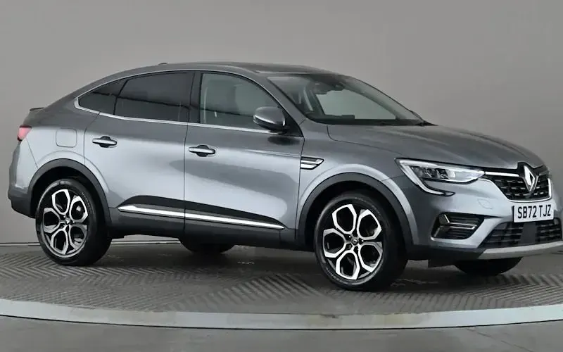Used Renault Arkana Version S 143 HP (105 kW) 2022 SUV