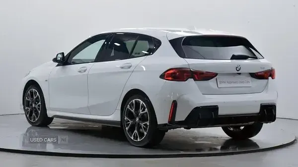 Usado BMW 123 M Sport 215 CV (158 kW) 2025 Blanco Utilitario