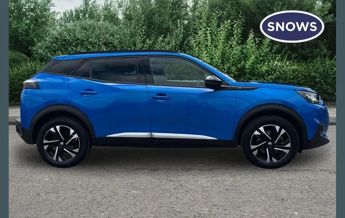 Used Peugeot e-2008 Allure Premium 100 kW (136 HP) 2022 Blue SUV