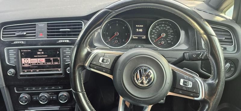 Used VW Golf VII GTD 2016 Red Hatchback