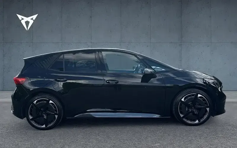Used Cupra Born e-Boost 169 kW (231 HP) 2025 Black Hatchback