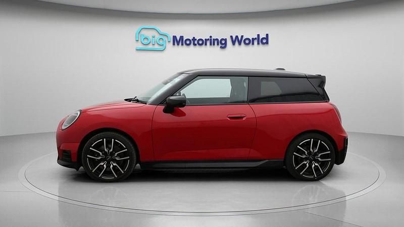 Used Mini Cooper Sport 135 kW (184 HP) 2025 Hatchback
