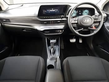 Used Hyundai Bayon Premium 100 HP (73 kW) 2024 Grey SUV