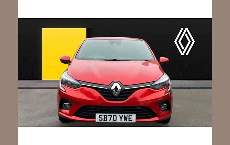 Used Renault Clio V Version S 100 HP (73 kW) 2021 Red Hatchback