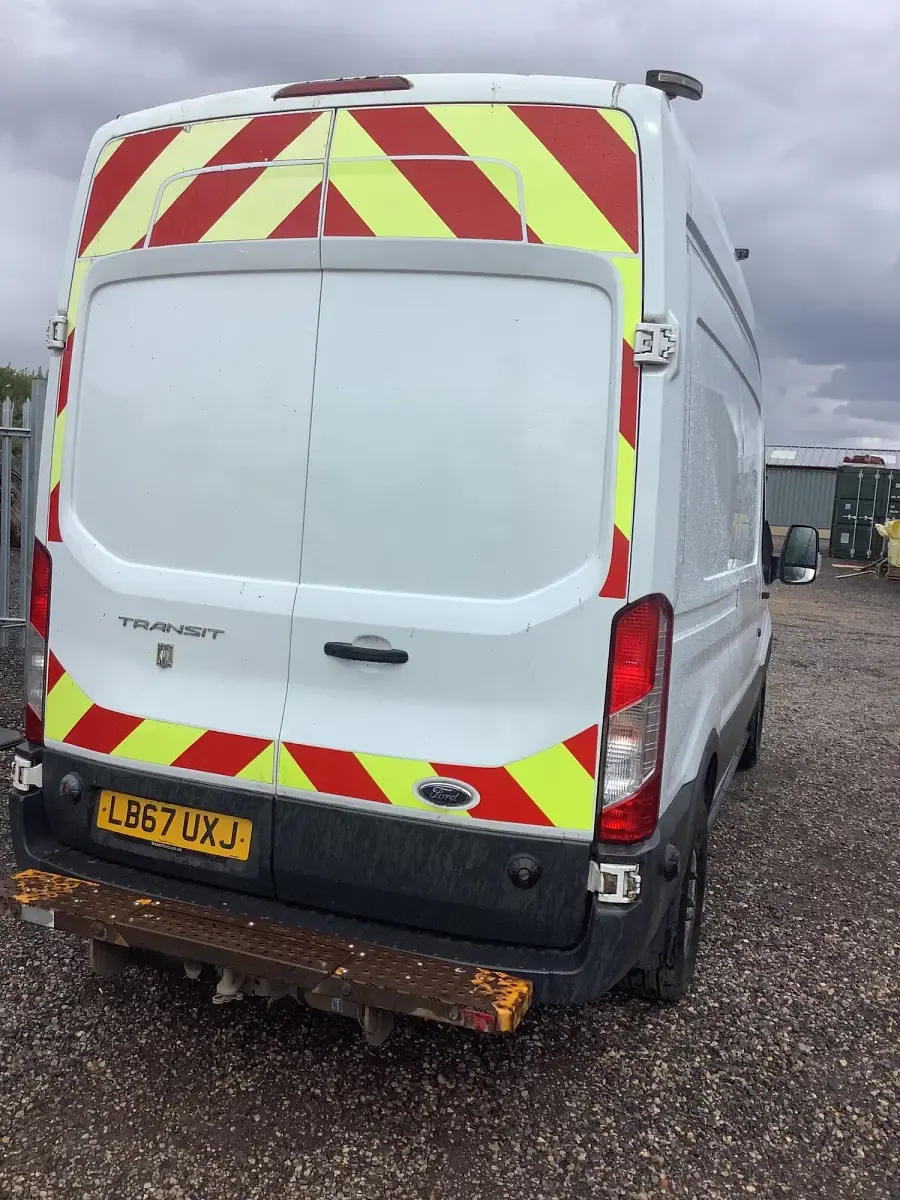 Used Ford Transit 130 HP (95 kW) 2018 White Van