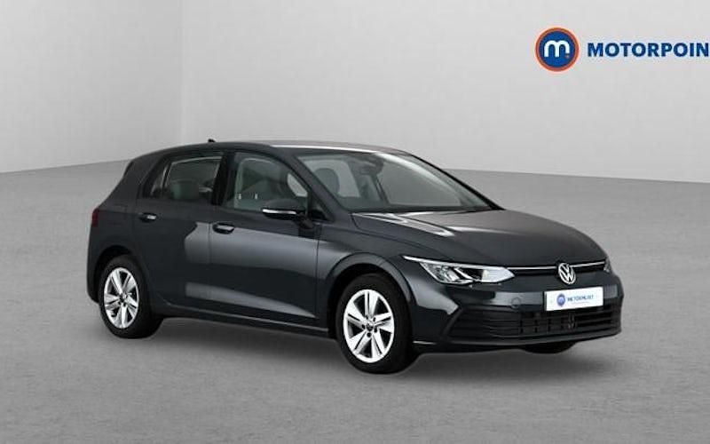 Second-hand VW Golf VIII Life 150 CP (110 kW) 2024 Hatchback