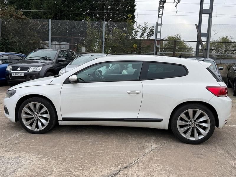 Begagnad VW Scirocco GT 2011 Vit Sportkupé