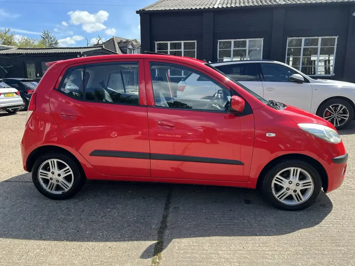 Usado Hyundai i10 Style 2009 Vermelho Citadino