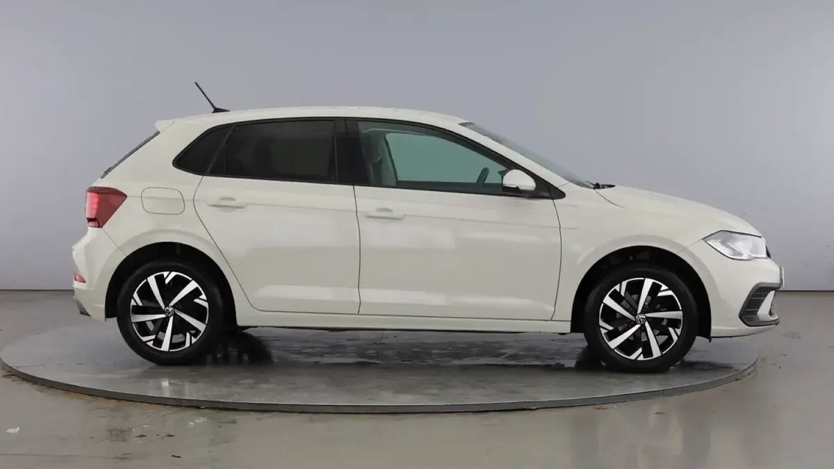Usado VW Polo Match 95 HP (69 kW) 2024 Cinzento Citadino