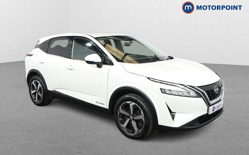White Used 2022 Nissan Qashqai N-Connecta SUV | £21,549 (Fair price) - Image 1/4
