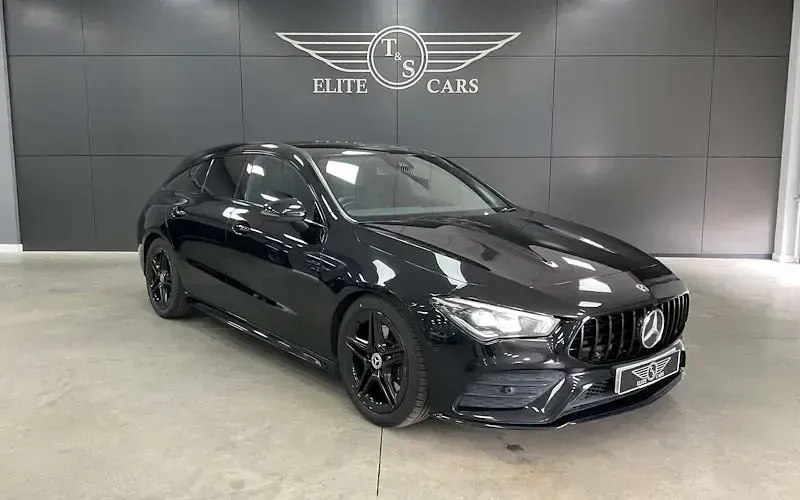 Usado Mercedes CLA200 Shooting Brake AMG line 163 HP (119 kW) 2022 Carrinha