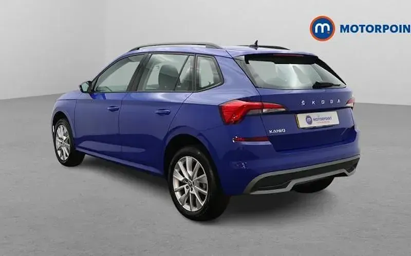 Used Skoda Kamiq SE 95 HP (69 kW) 2023 Blue SUV