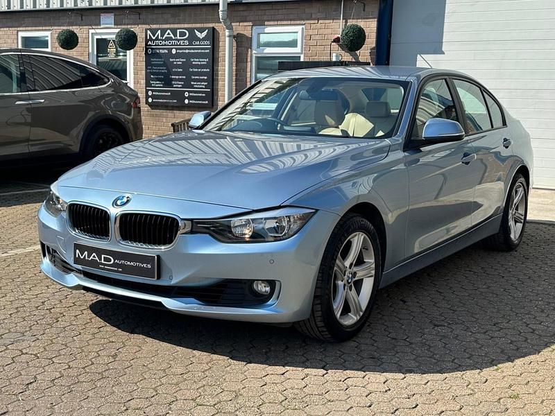 Begagnad BMW 328 Comfort Edition 2014 Blå Sedan