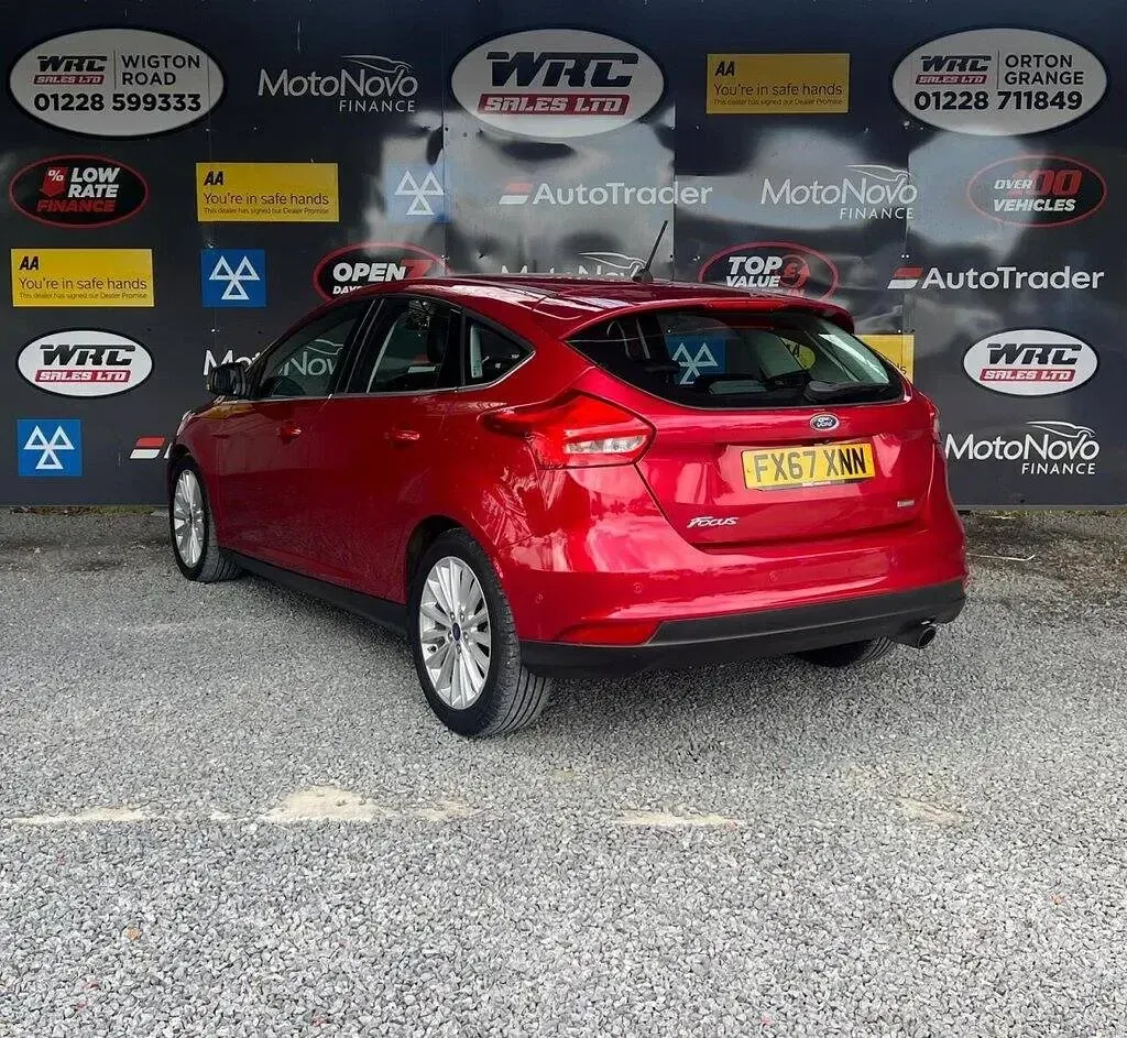 Used Ford Focus Titanium X 182 HP (133 kW) 2017 Red Hatchback