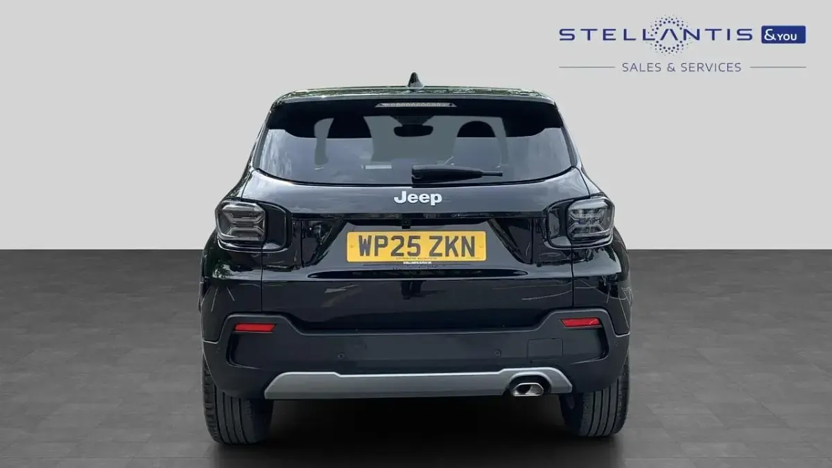 Used Jeep Avenger Summit 100 HP (73 kW) 2025 Black SUV
