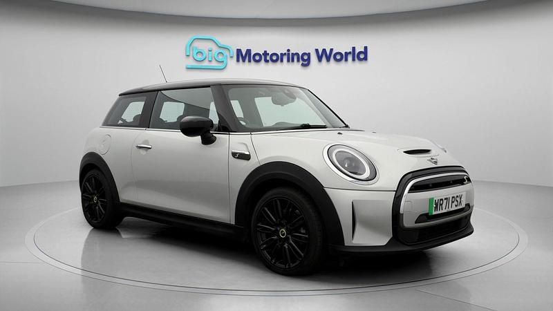 Silver Used 2021 Mini Cooper S Hatch Hatchback | £12,500 (Good price) - Image 1/4