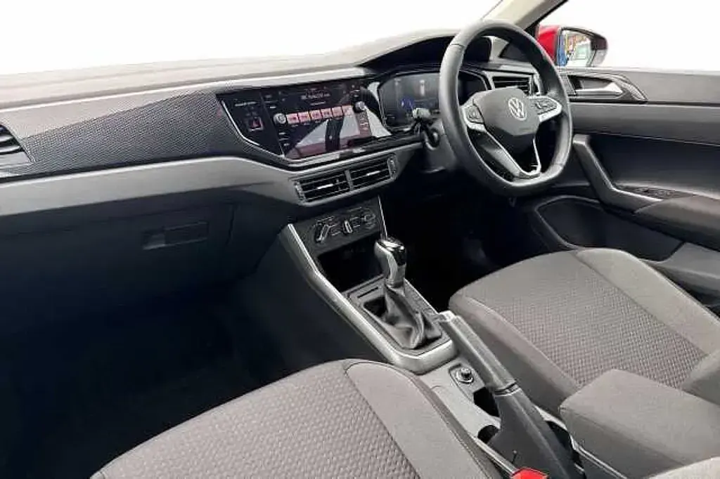 Used VW Polo 95 HP (69 kW) 2024 Hatchback