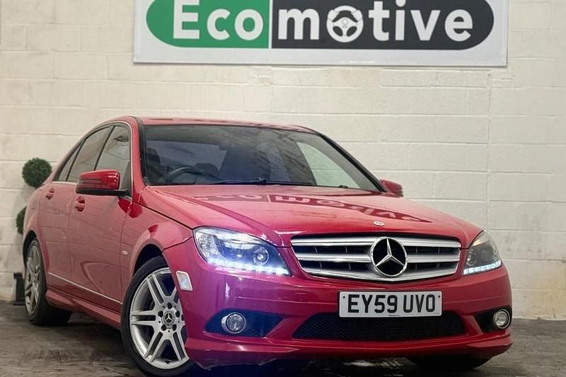 Used Mercedes C220 2009 Red Sedan