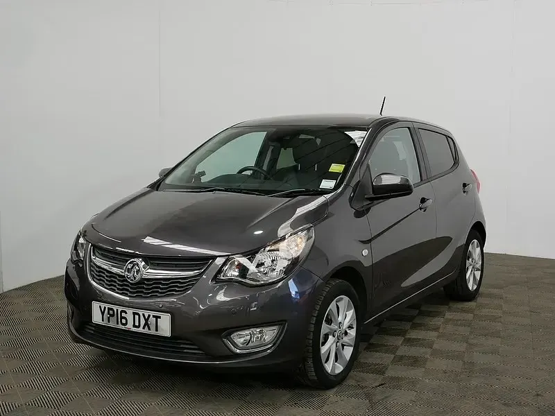 Second-hand Vauxhall Viva 75 CP (55 kW) 2016 Gri Hatchback