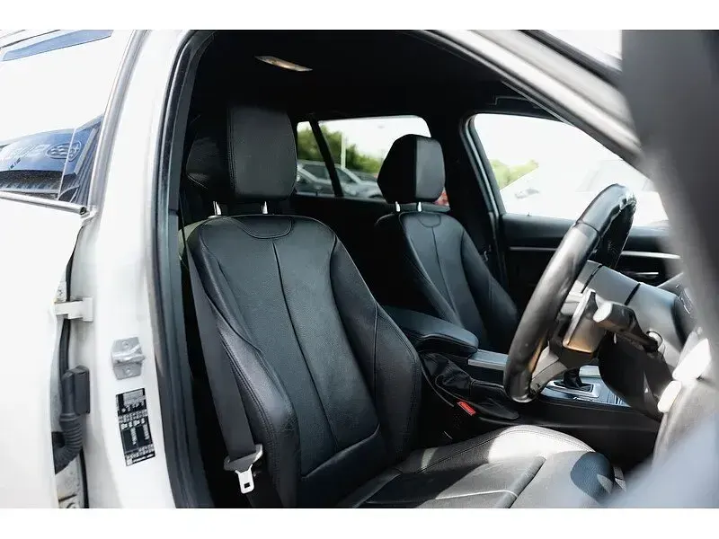 Used BMW 320 M Sport 2019 White Estate