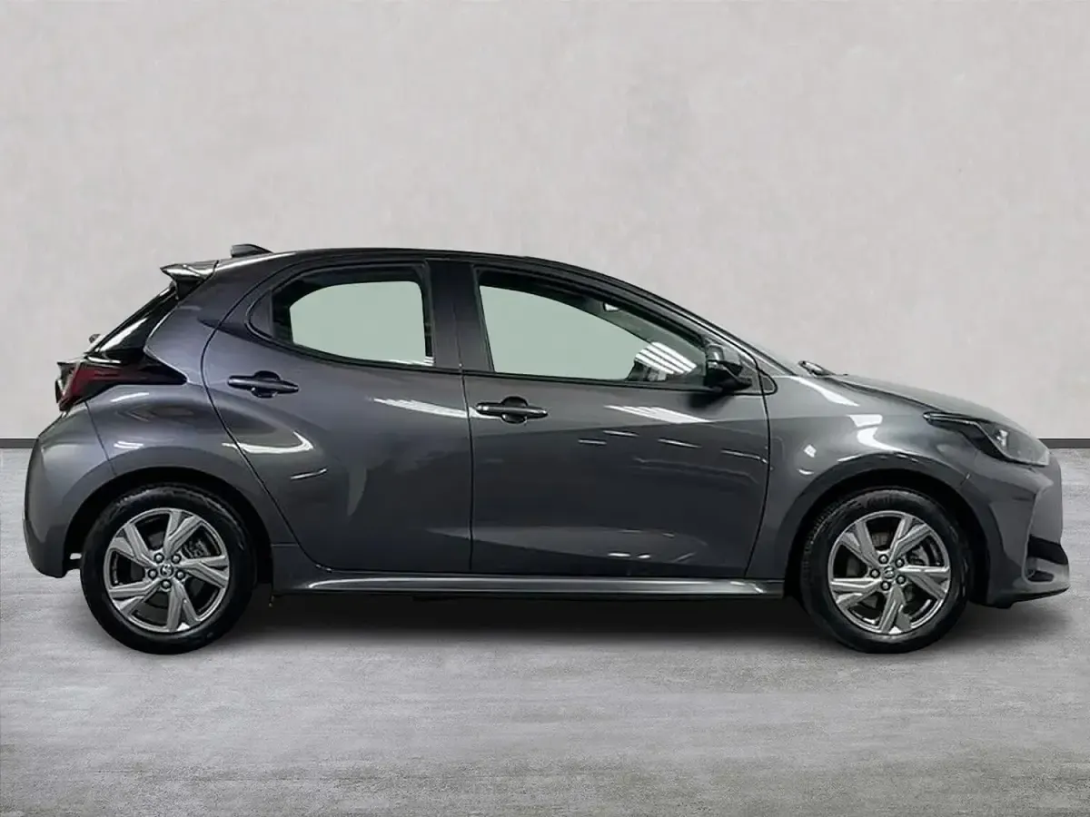 Used Toyota Yaris 116 HP (85 kW) 2024 Grey Hatchback