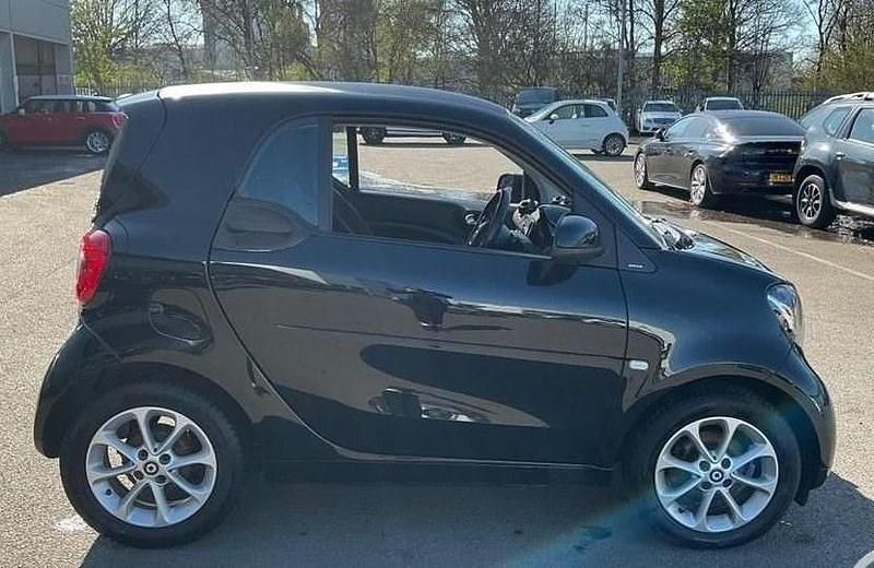 Used Smart ForTwo Coupé Passion 71 HP (52 kW) 2016 Black Coupe