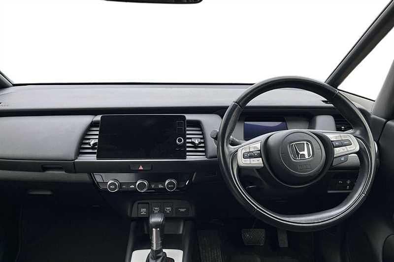 Used Honda Jazz Hybrid 109 HP (80 kW) 2020 White Hatchback