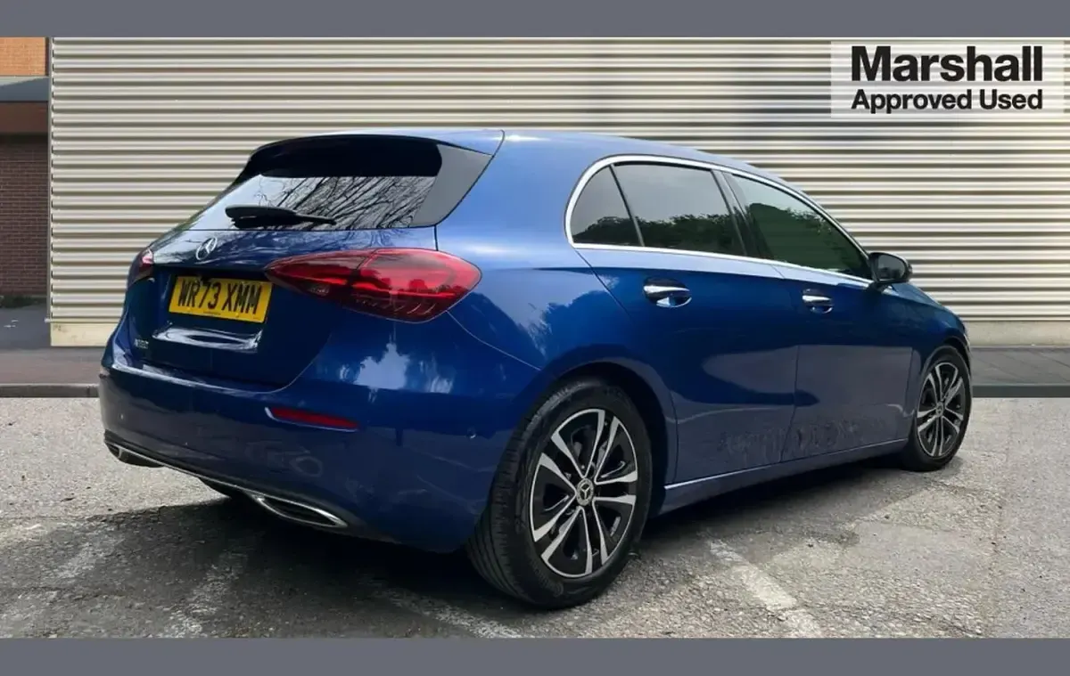 Used Mercedes A180 Executive 134 HP (98 kW) 2023 Blue Hatchback