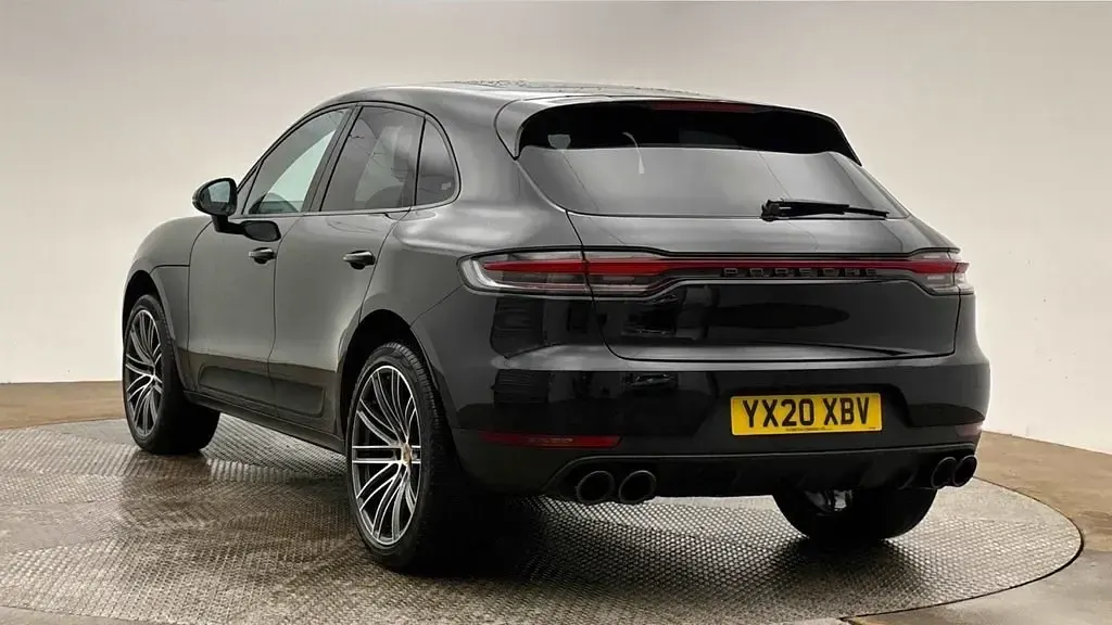 Usado Porsche Macan 252 HP (185 kW) 2020 Preto SUV