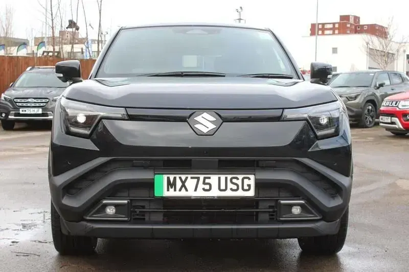 Used Suzuki e-Vitara 127 kW (174 HP) 2025 Black SUV