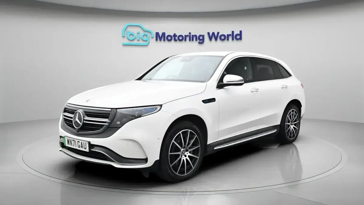Usado Mercedes EQC400 AMG line 300 kW (408 HP) 2021 Branco SUV