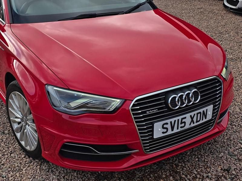 Used Audi A3 Sportback e-tron Advanced 2015 Red Hatchback