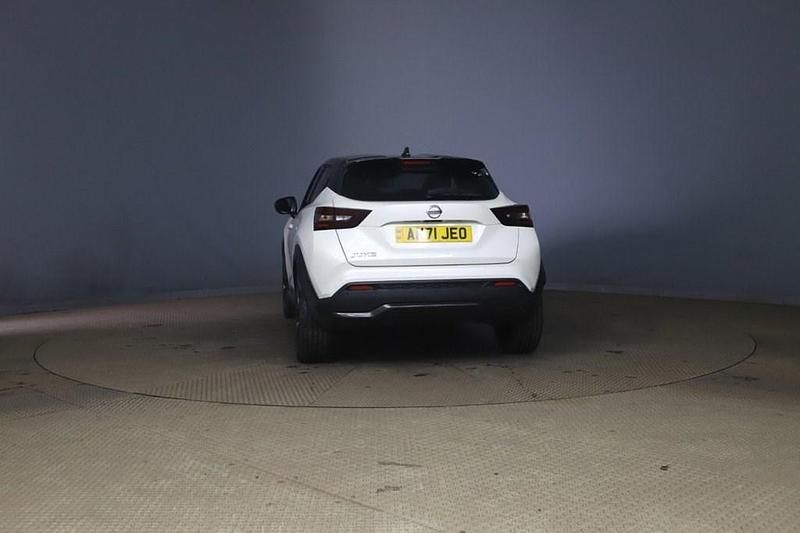 Used Nissan Juke Tekna+ 114 HP (83 kW) 2021 White SUV