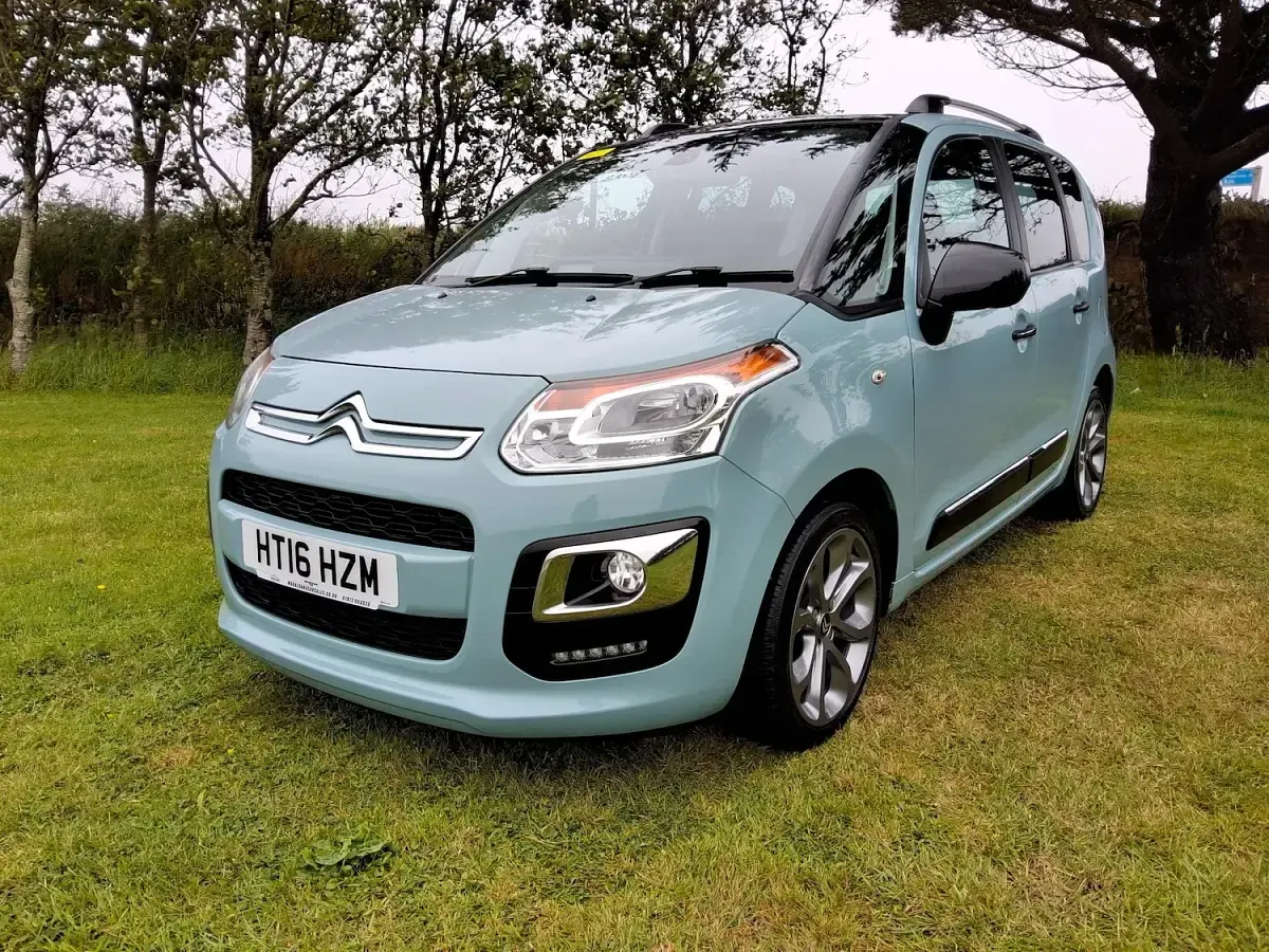 Used Citroën C3 Picasso Platinum 100 HP (73 kW) 2016 Blue MPV