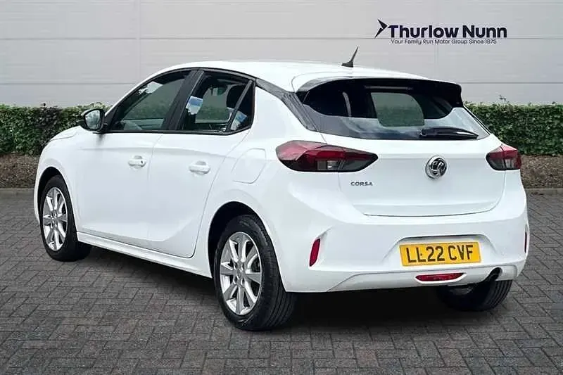 Używany Vauxhall Corsa Edition 100 KM (73 kW) 2022 Biały Hatchback